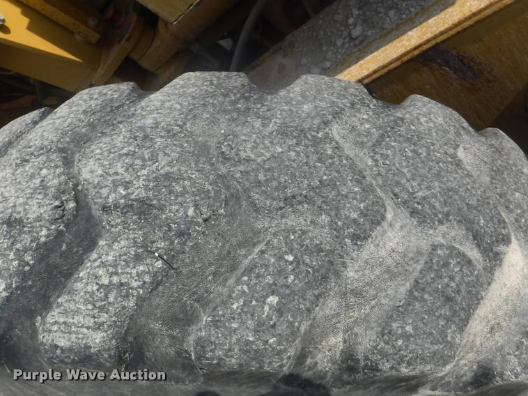 image for item DC5448 2000 Caterpillar 140H motor grader