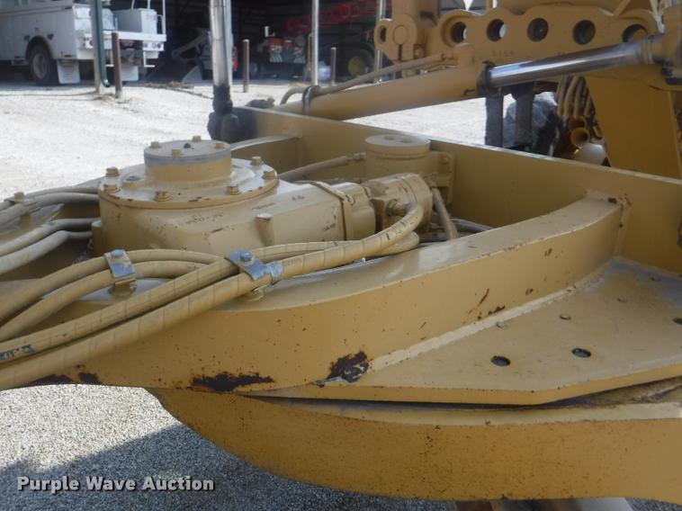 image for item DC5448 2000 Caterpillar 140H motor grader