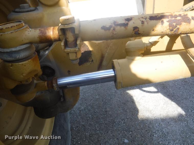 image for item DC5448 2000 Caterpillar 140H motor grader