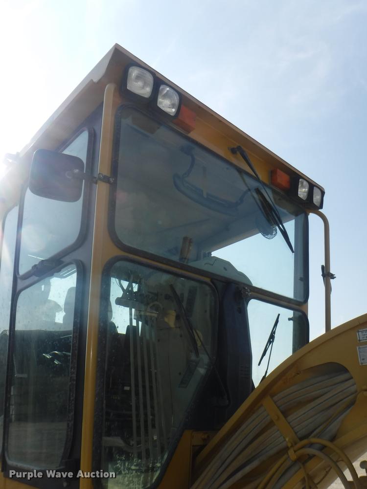 image for item DC5448 2000 Caterpillar 140H motor grader