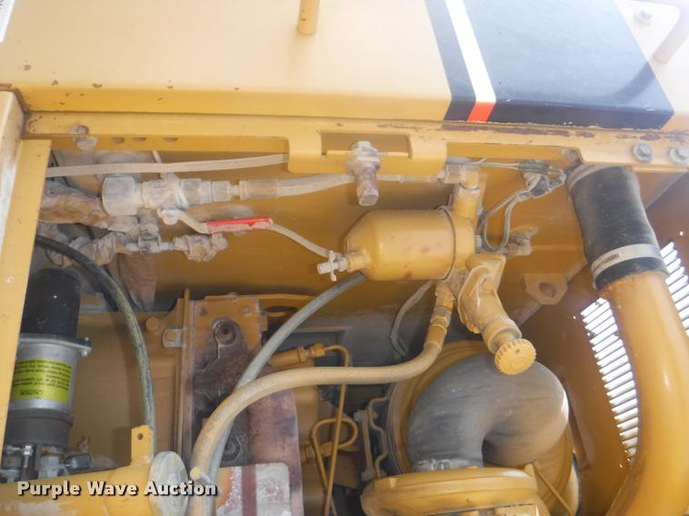 image for item DC5448 2000 Caterpillar 140H motor grader