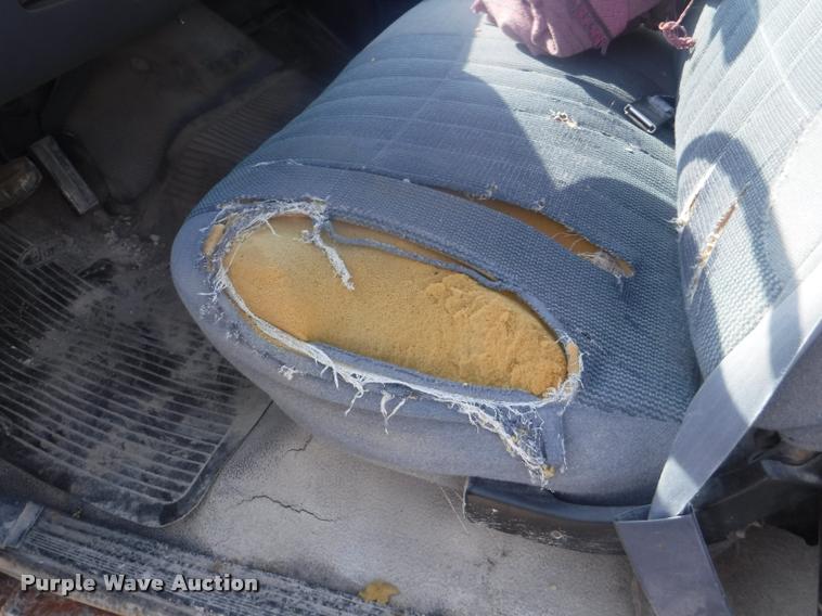 image for item DC5450 1992 Ford F150 pickup truck