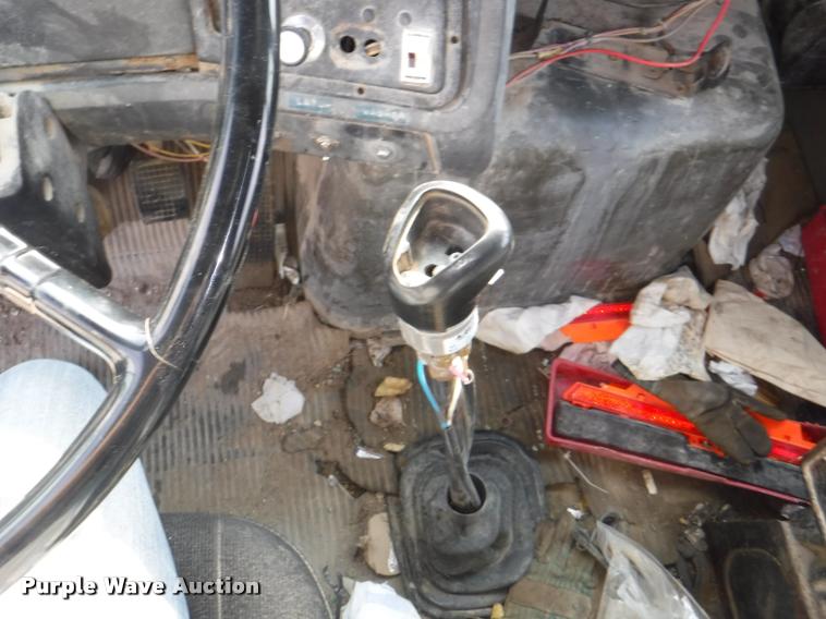 image for item DC5451 1989 Ford LTL9000 dump truck