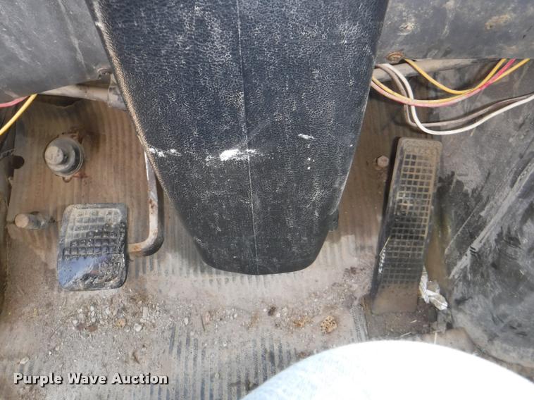 image for item DC5451 1989 Ford LTL9000 dump truck