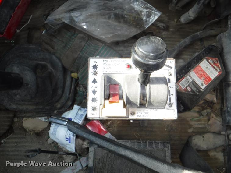 image for item DC5451 1989 Ford LTL9000 dump truck