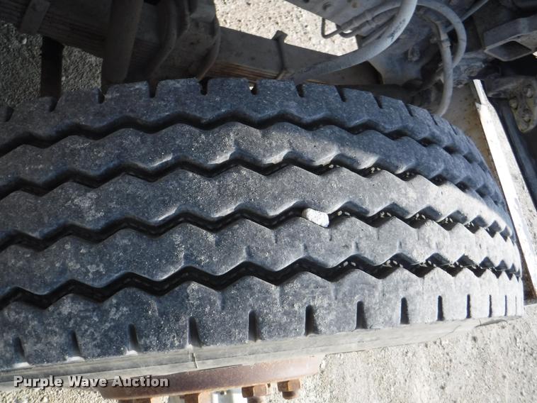 image for item DC5451 1989 Ford LTL9000 dump truck