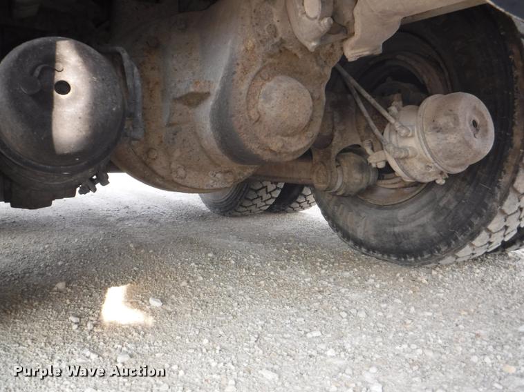 image for item DC5451 1989 Ford LTL9000 dump truck