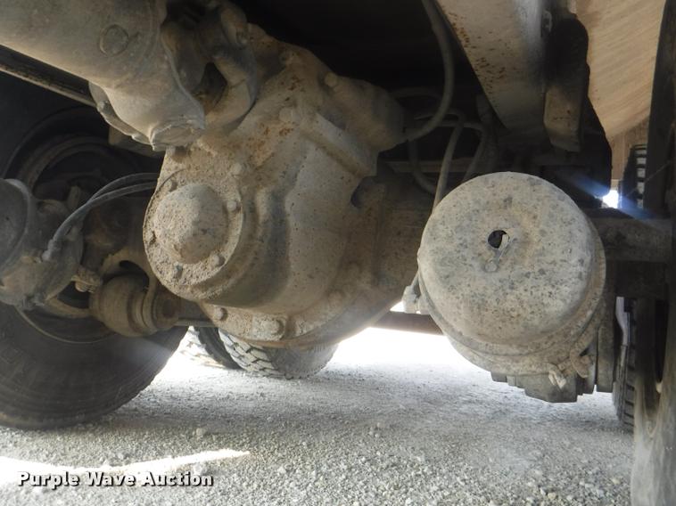 image for item DC5451 1989 Ford LTL9000 dump truck