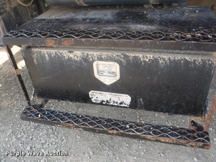 image for item DC5451 1989 Ford LTL9000 dump truck