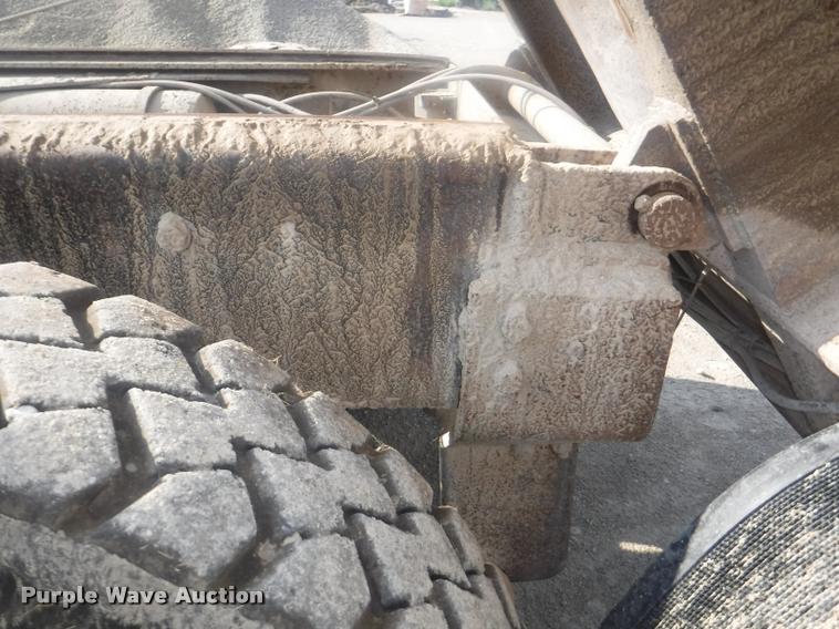 image for item DC5451 1989 Ford LTL9000 dump truck