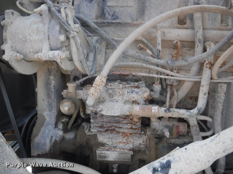 image for item DC5452 1994 Ford LT9000 truck cab and chassis