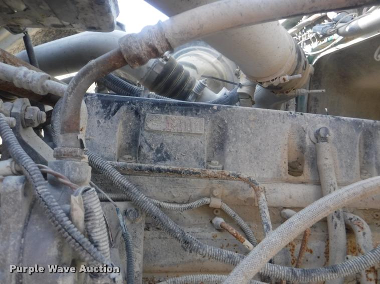 image for item DC5452 1994 Ford LT9000 truck cab and chassis