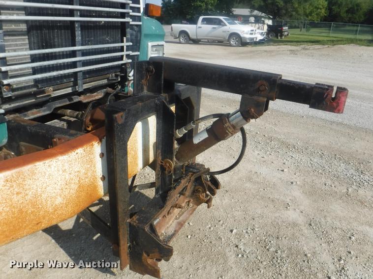 image for item DC5452 1994 Ford LT9000 truck cab and chassis