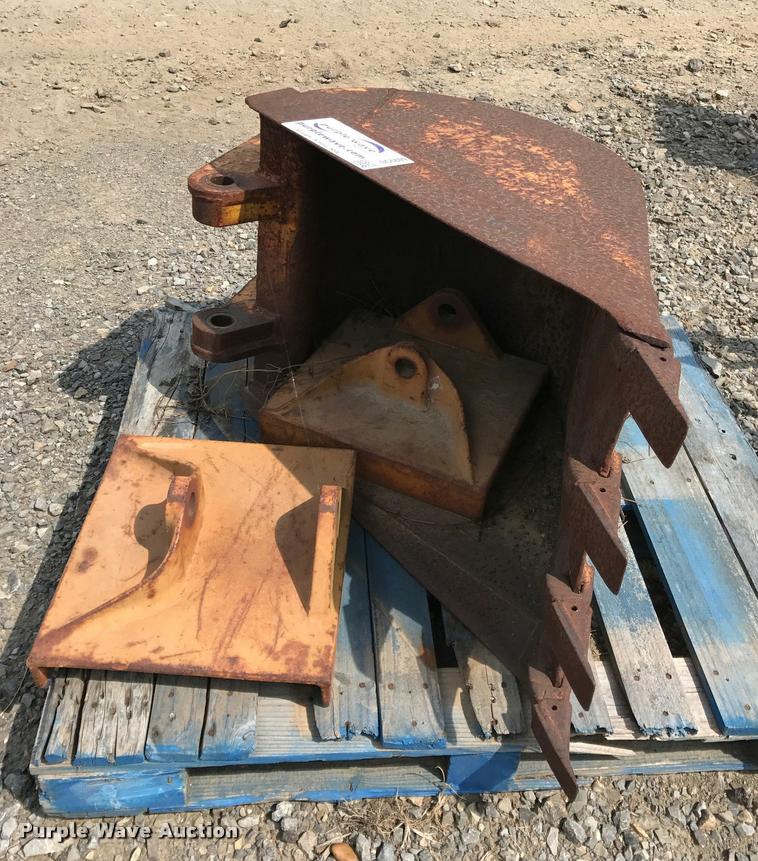 image for item DC6809 Backhoe attachments