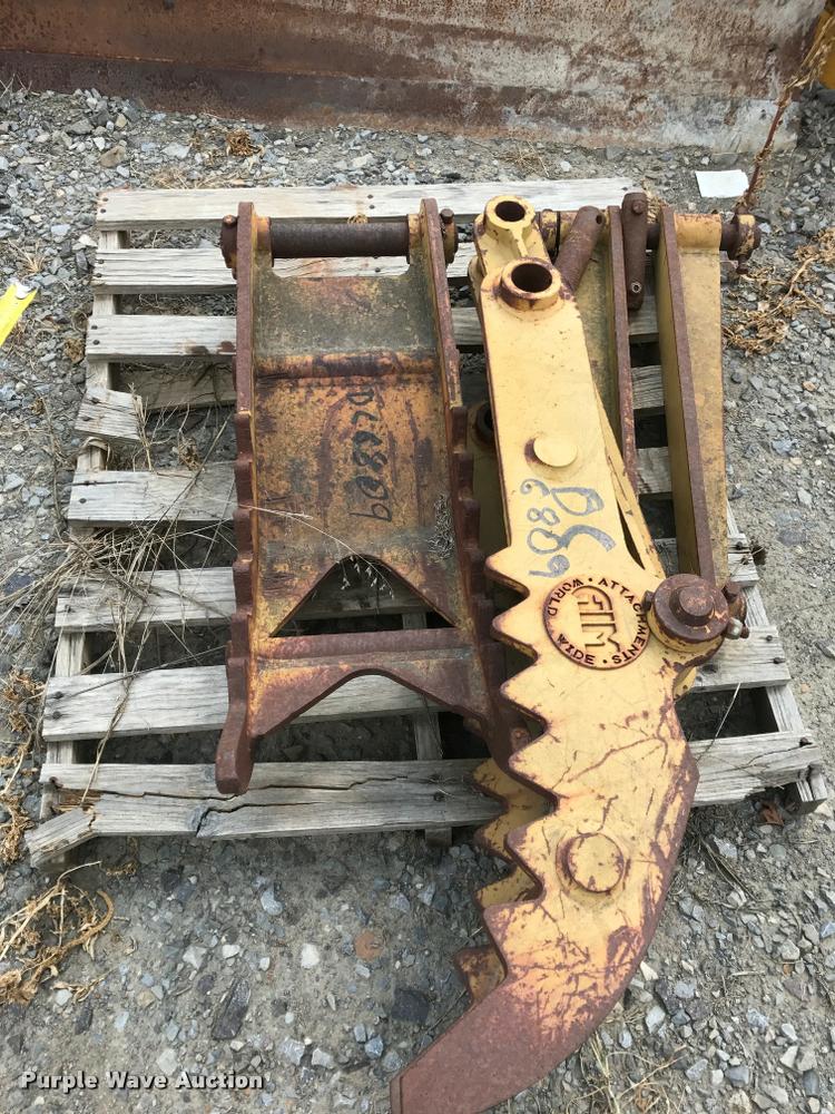 image for item DC6809 Backhoe attachments