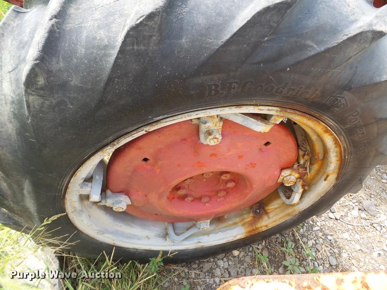 image for item DC6810 1963 Massey-Ferguson MF35 tractor