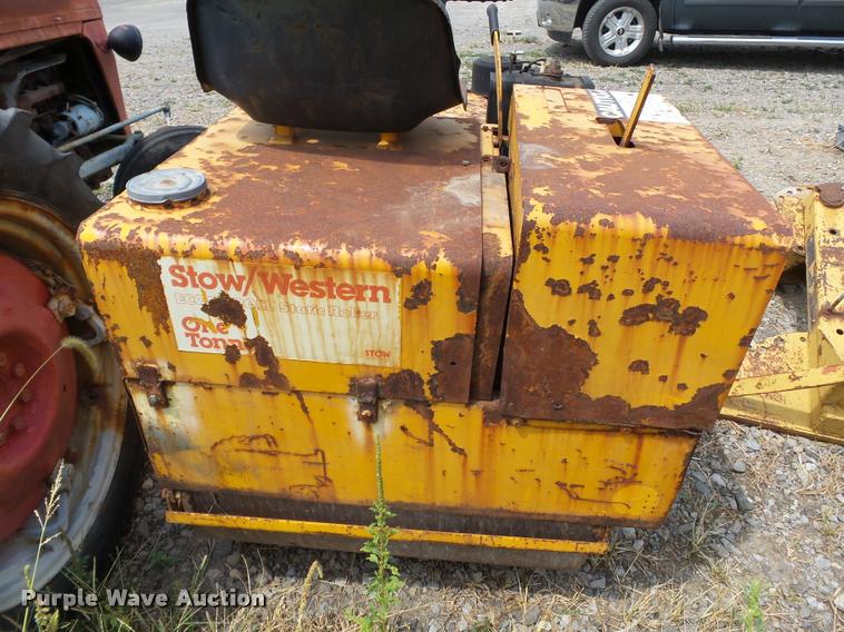 image for item DC6811 Stow Western R2000 double drum roller