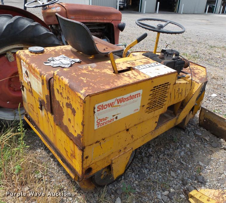 image for item DC6811 Stow Western R2000 double drum roller