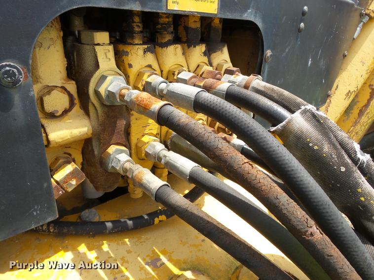 image for item DC6817 1990 John Deere 310C backhoe