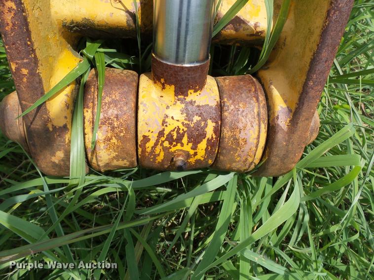 image for item DC6817 1990 John Deere 310C backhoe