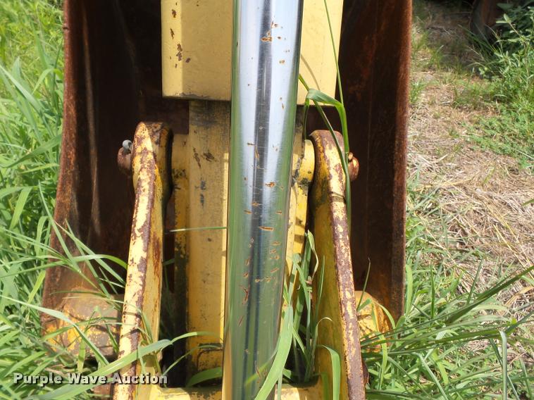 image for item DC6817 1990 John Deere 310C backhoe