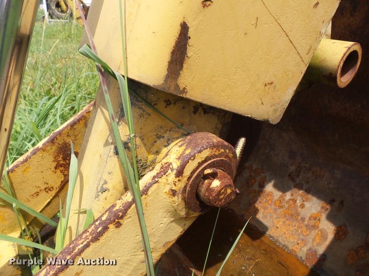 image for item DC6817 1990 John Deere 310C backhoe