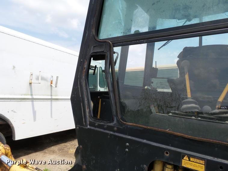 image for item DC6817 1990 John Deere 310C backhoe