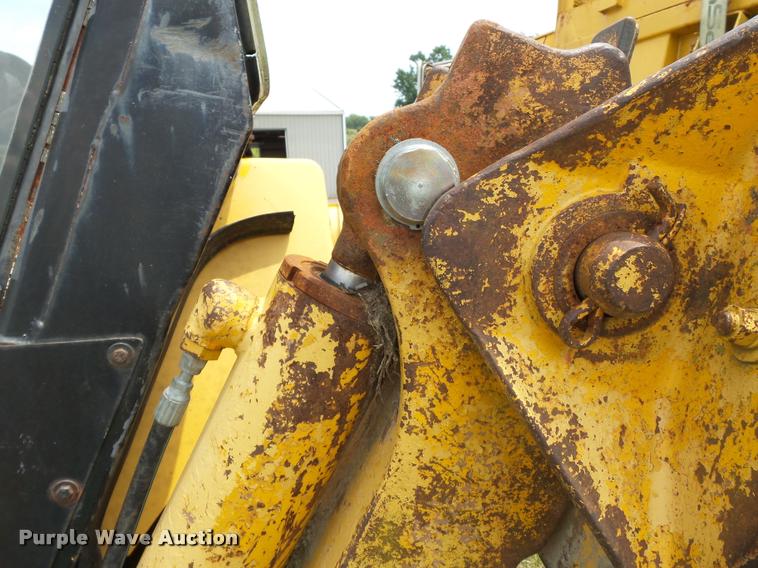 image for item DC6817 1990 John Deere 310C backhoe