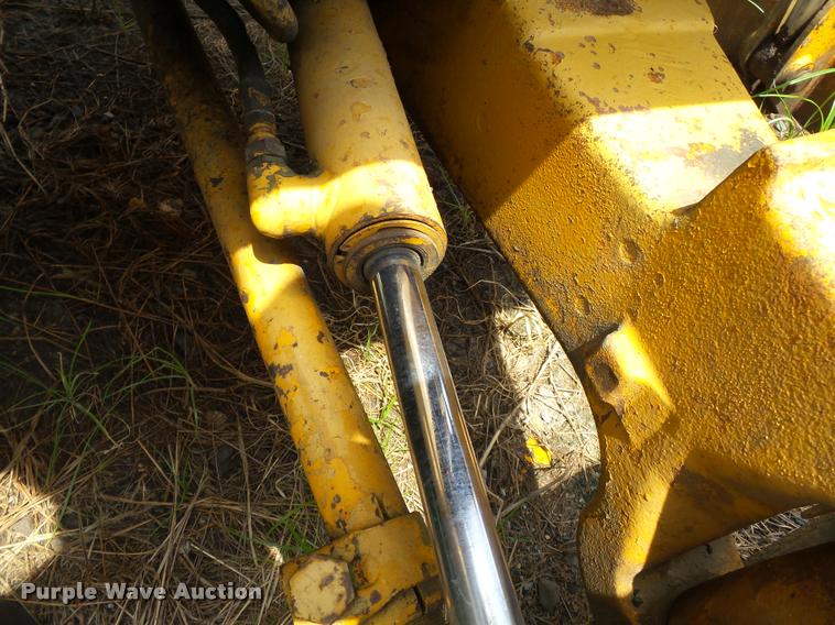 image for item DC6817 1990 John Deere 310C backhoe