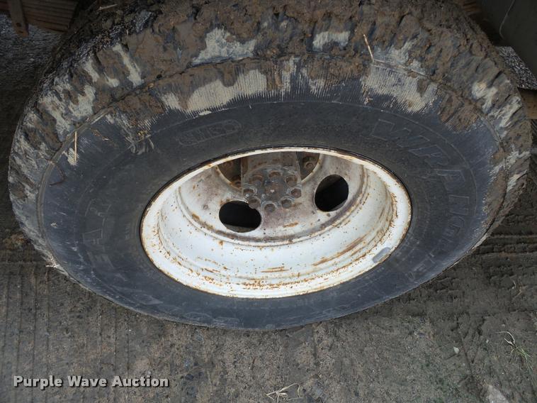 image for item DC6818 1991 Chevrolet P30 delivery van