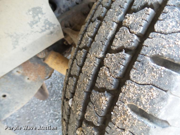 image for item DC6818 1991 Chevrolet P30 delivery van