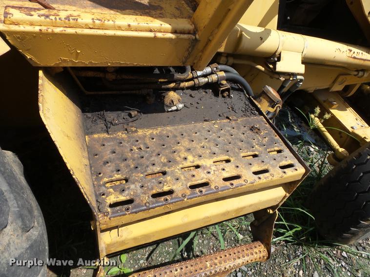 image for item DC6819 1987 Caterpillar 416 backhoe