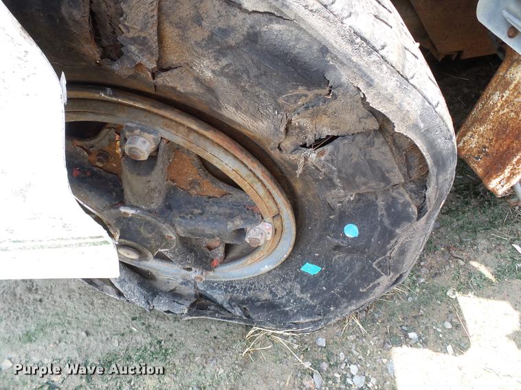 image for item DC6820 1978 Ford 700 delivery truck