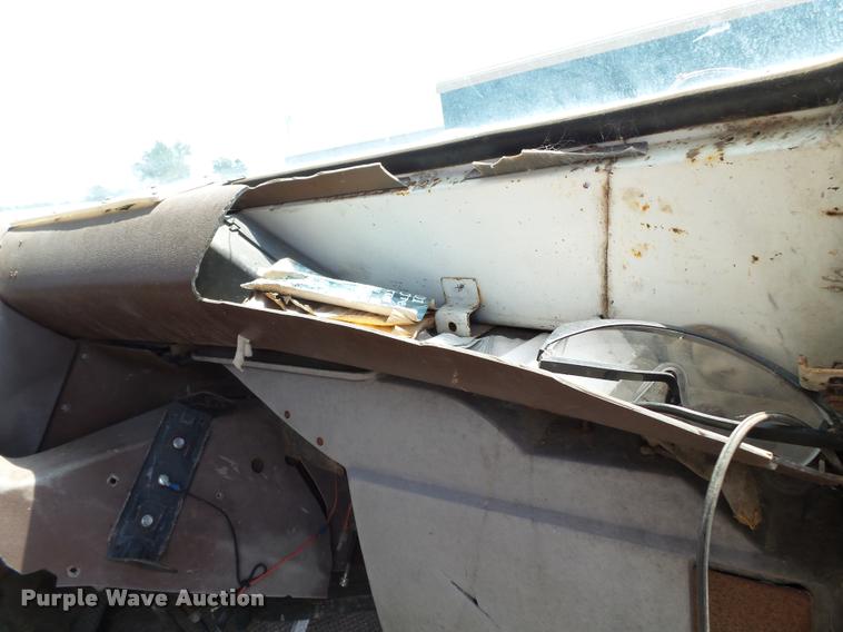 image for item DC6820 1978 Ford 700 delivery truck