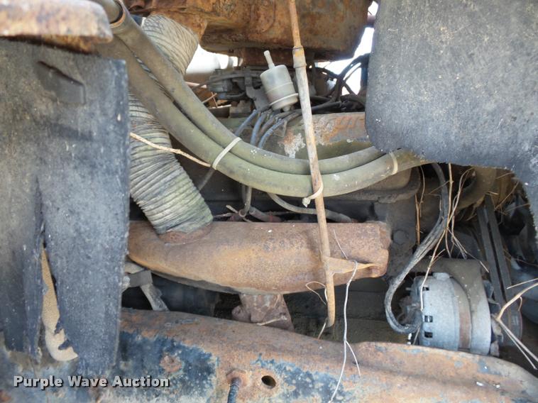 image for item DC6820 1978 Ford 700 delivery truck