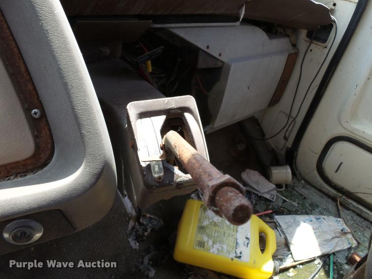 image for item DC6820 1978 Ford 700 delivery truck