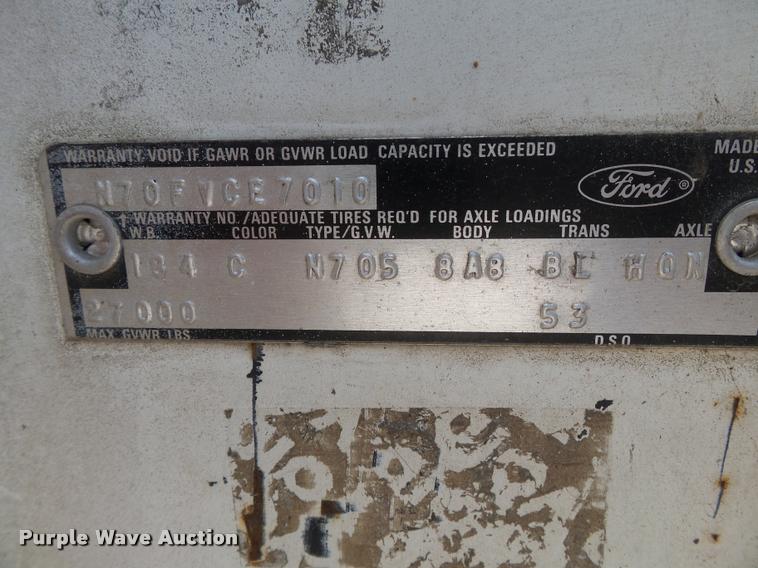 image for item DC6820 1978 Ford 700 delivery truck