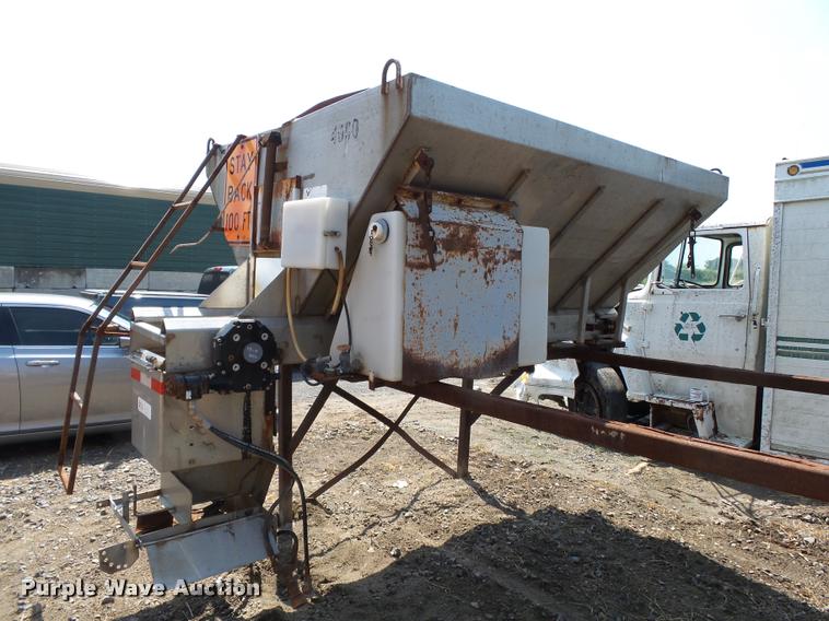 image for item DC6821 Swenson stainless steel spreader