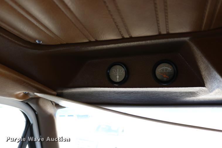 image for item DD0182 1988 Ford Econoline E350 ambulance