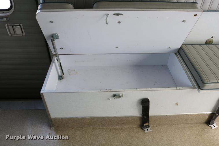 image for item DD0182 1988 Ford Econoline E350 ambulance