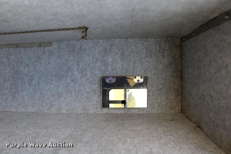 image for item DD0182 1988 Ford Econoline E350 ambulance