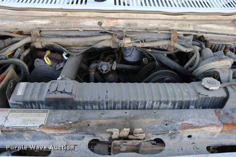 image for item DD0182 1988 Ford Econoline E350 ambulance