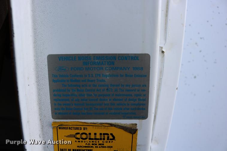 image for item DD0182 1988 Ford Econoline E350 ambulance