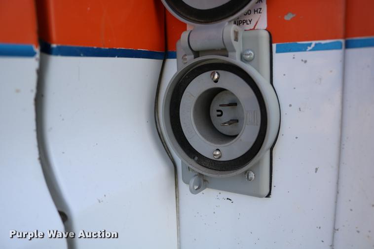 image for item DD0182 1988 Ford Econoline E350 ambulance