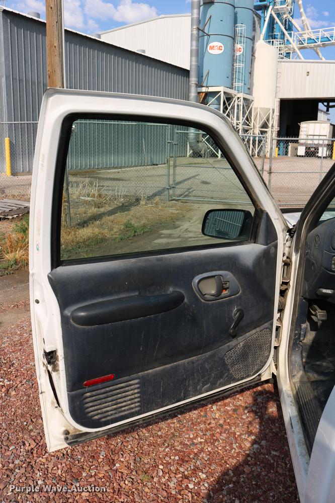 image for item DD0248 1995 Chevrolet Cheyenne 1500 pickup truck