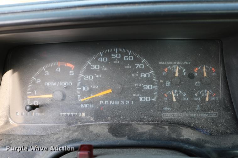 image for item DD0248 1995 Chevrolet Cheyenne 1500 pickup truck