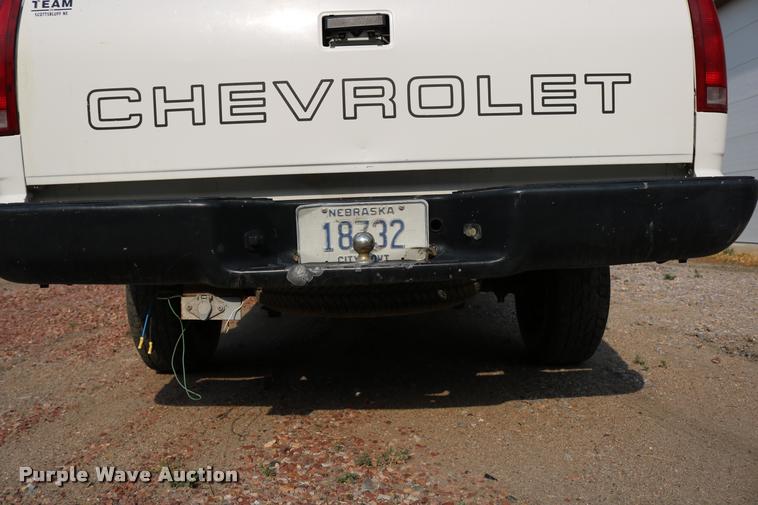 image for item DD0248 1995 Chevrolet Cheyenne 1500 pickup truck