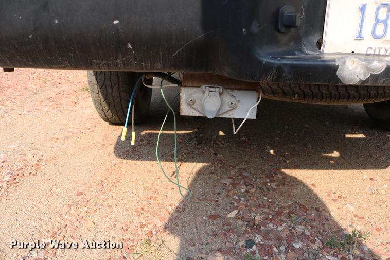 image for item DD0248 1995 Chevrolet Cheyenne 1500 pickup truck