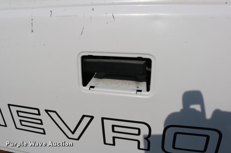 image for item DD0248 1995 Chevrolet Cheyenne 1500 pickup truck