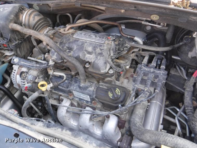 image for item DD0867 2010 Chrysler Town & Country van